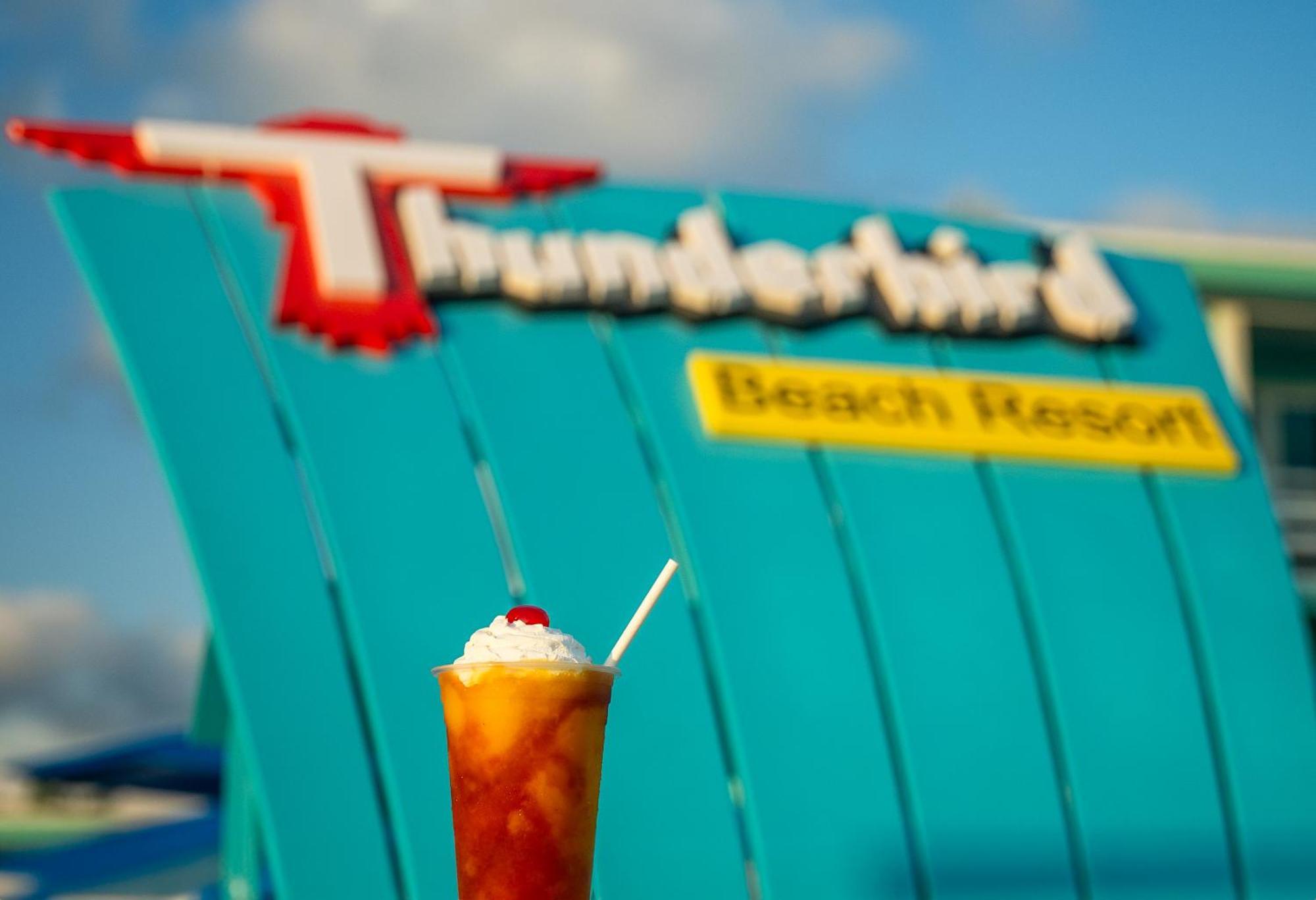 Thunderbird Beach Resort Treasure Island Exterior foto